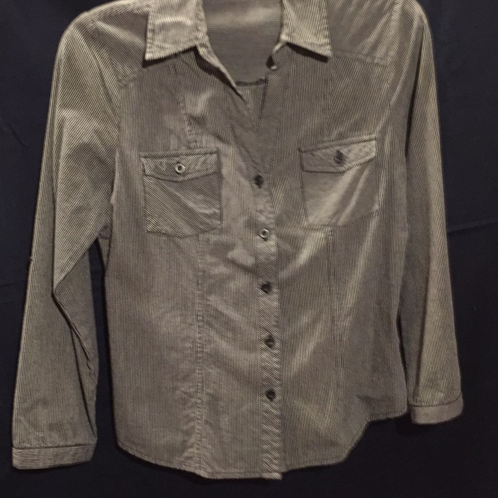 Forever 21 black & white striped button down Med.